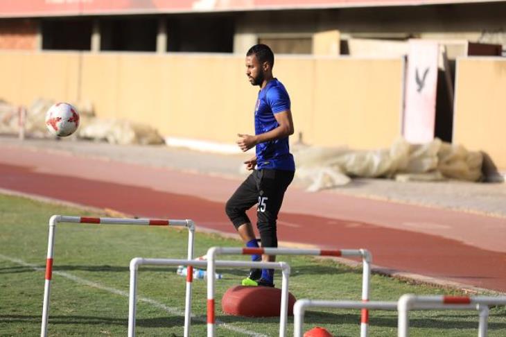 حسام عاشور في مران الاهلي