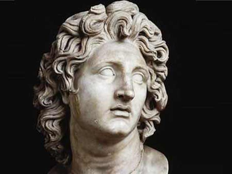 الحضارة الفرعونية في مواجهة وحشية الإسكندري الاكبر: صراع بين الحضارات