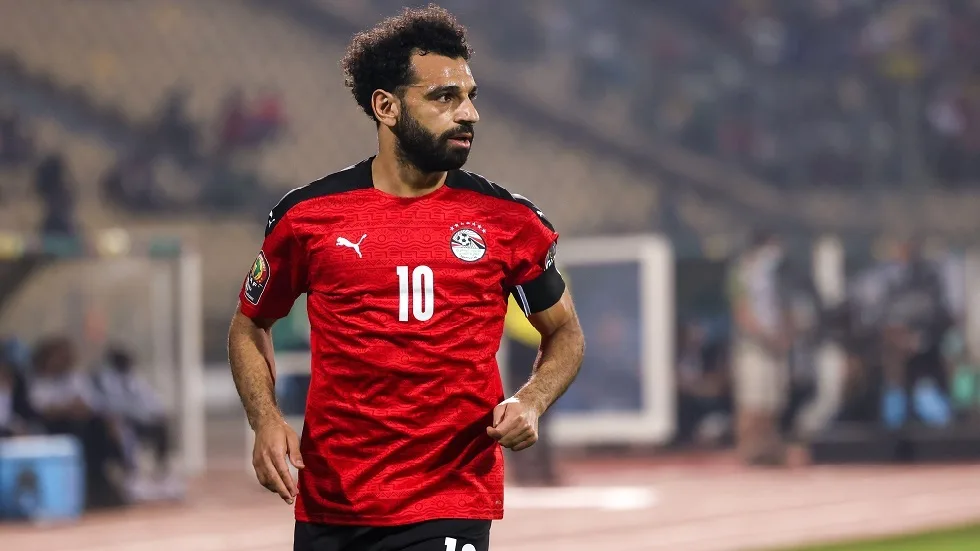 "استعدادات منتخب مصر لمواجهة موريتانيا: راحة صلاح وقرارات الجهاز الفني"